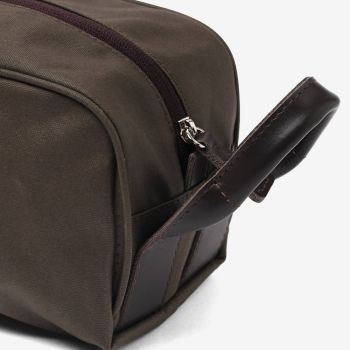 Gewachste Sport-Kulturtasche – Grün