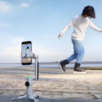 Insta360 Flow Pro Tracking Stabilizer