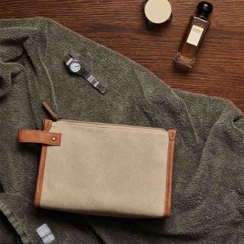 Gepersonaliseerde Bosler GRS Gerecyclede Canvas Toilettas - Greige